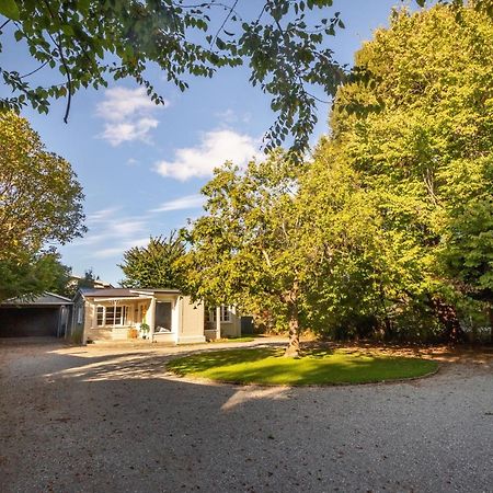 Hop, Skip And Jump To The Lake - Te Anau House 외부 사진