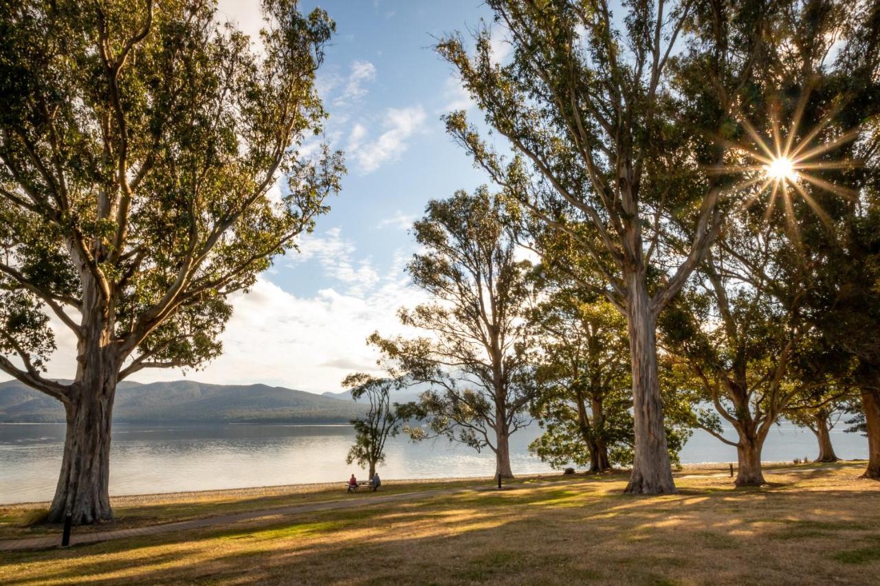 Hop, Skip And Jump To The Lake - Te Anau House 외부 사진