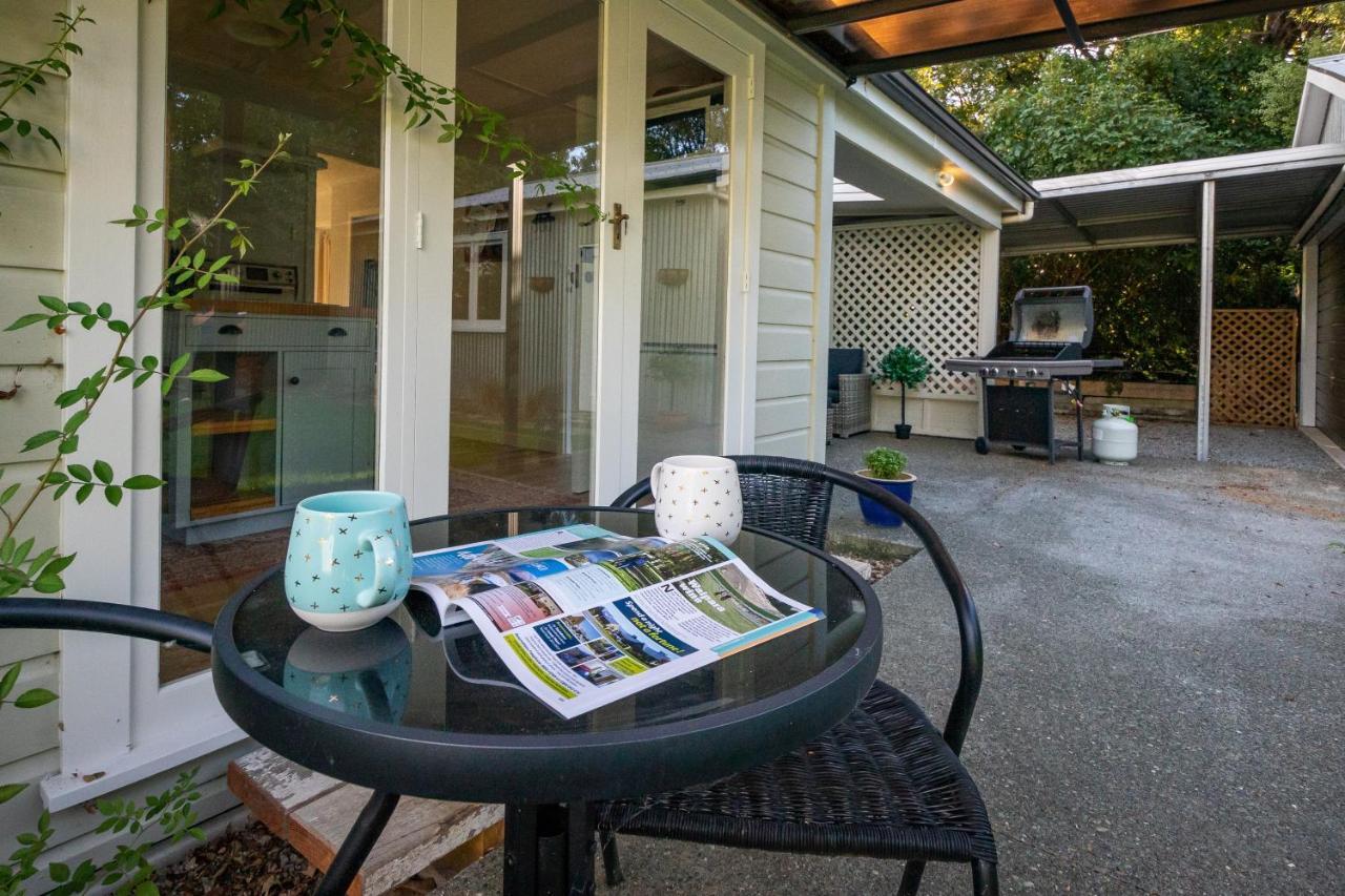 Hop, Skip And Jump To The Lake - Te Anau House 외부 사진