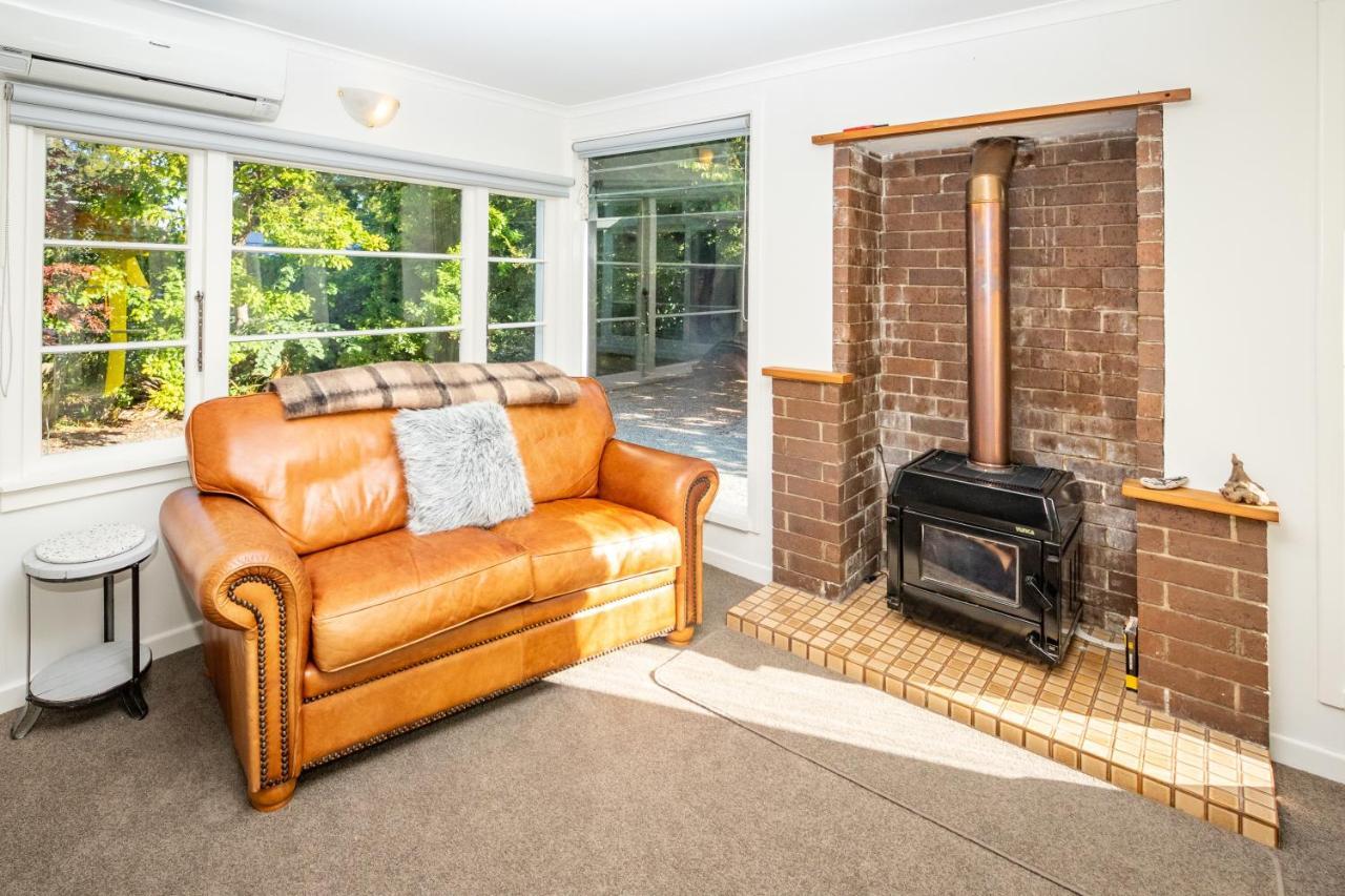 Hop, Skip And Jump To The Lake - Te Anau House 외부 사진